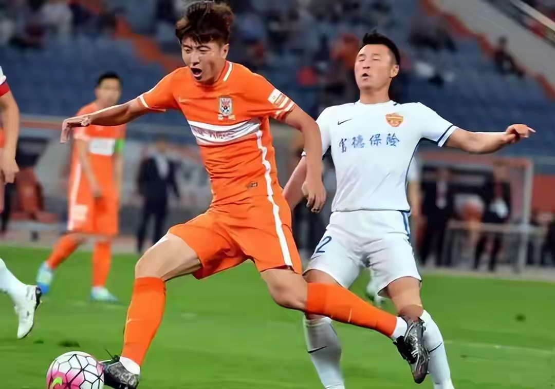 迷雾队阵容经验丰富,但对年轻球员需给予更多机会 迷雾队阵容经验丰富,但对年轻球员需给予更多机会