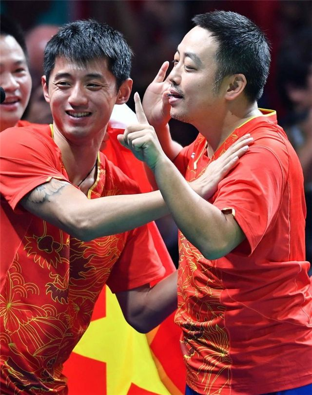 德国队横扫英格兰队,张继科统治全场 德国队横扫英格兰队,张继科统治全场