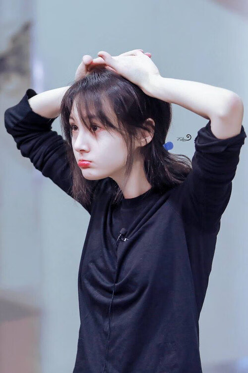 福登双响炮，AC米兰慈善赛压哨绝杀巴拉圭