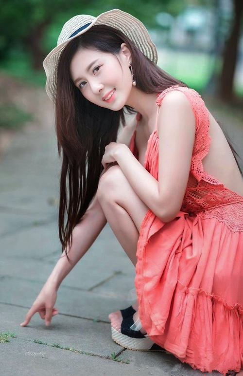 开云体育登录-铁血樱花绽放北非沙漠，恩佐的救赎之战